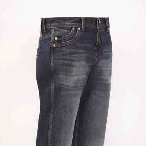 Straight Fit - 701 Arrotti