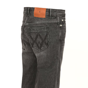 Straight Fit - 701 Arrotti