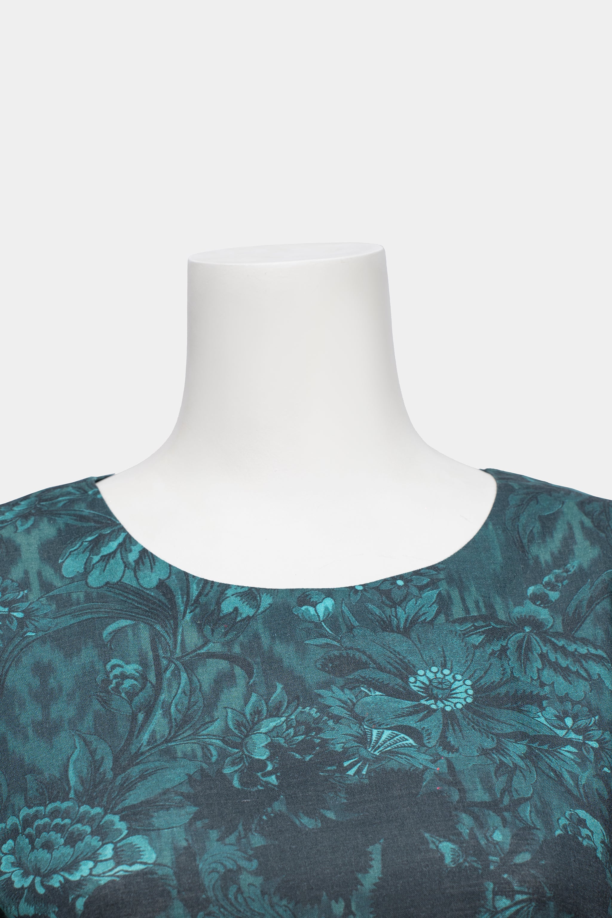Unstitched Viscose Lawn 3 Piece Suit Arrotti