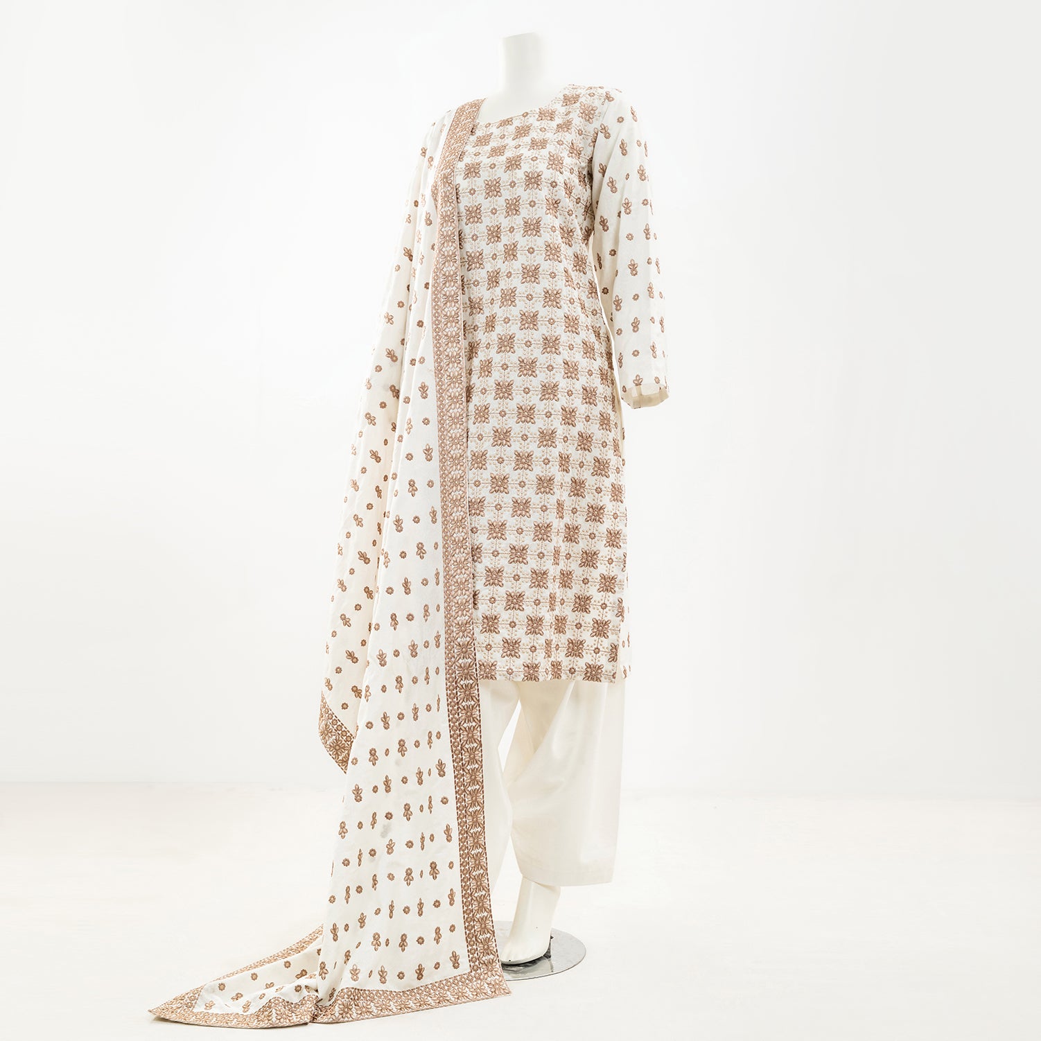 Pakistani Embroidered 3 Piece Suit